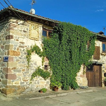 皮苏埃加河畔塞尔韦拉 Casa Simon旅馆 外观 照片