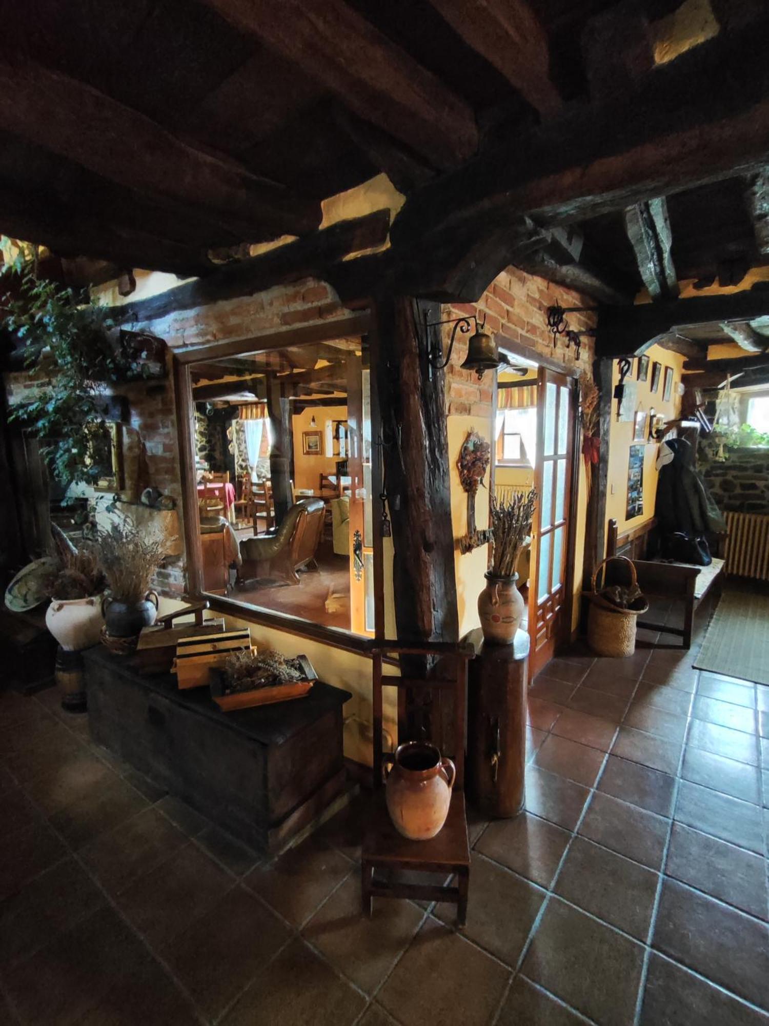 皮苏埃加河畔塞尔韦拉 Casa Simon旅馆 外观 照片