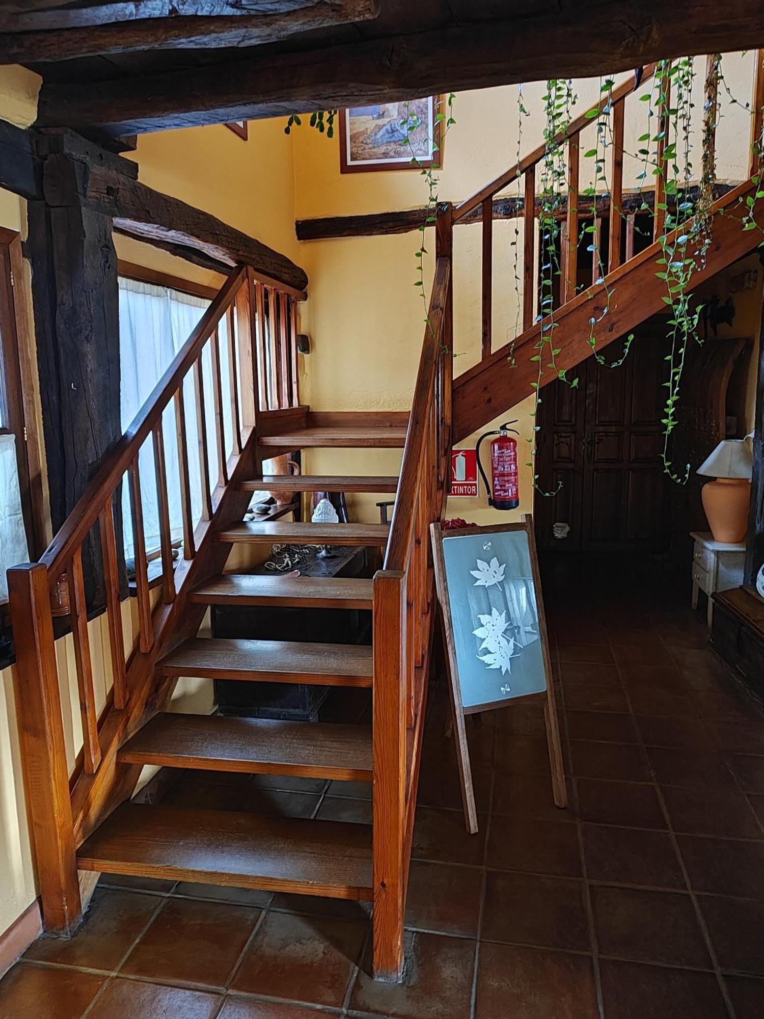 皮苏埃加河畔塞尔韦拉 Casa Simon旅馆 外观 照片