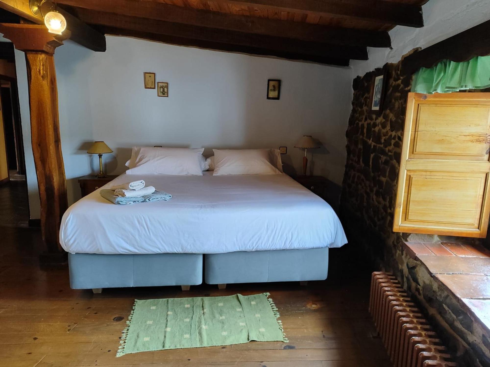 皮苏埃加河畔塞尔韦拉 Casa Simon旅馆 外观 照片